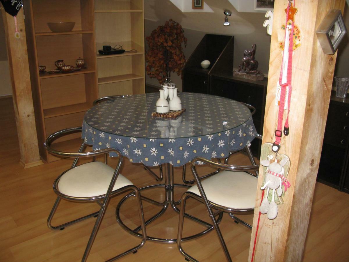 Privat Na Sihoti 1 Lägenhet Trenčín Exteriör bild
