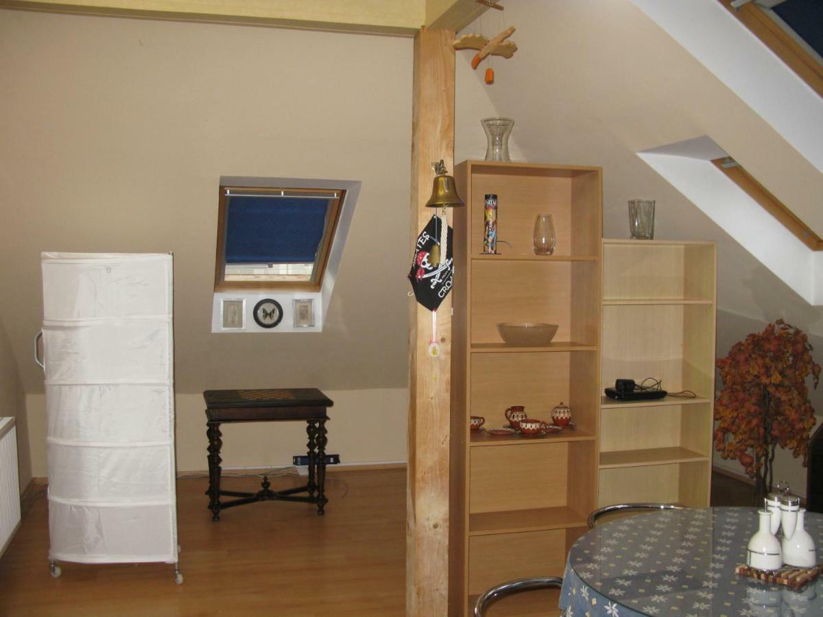 Privat Na Sihoti 1 Lägenhet Trenčín Exteriör bild
